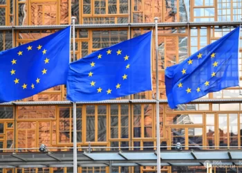 ЕС принял восьмой пакет санкций против России