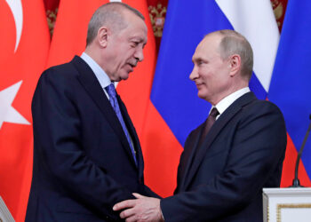 Россия и Турция должны научиться доверять друг другу