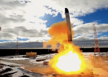 Новейшая российская МБР РС-28 «Сармат» запущена в серийное производство