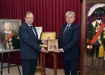 СЕВАСТОПОЛЬСКАЯ КАЮТ-КОМПАНИЯ.