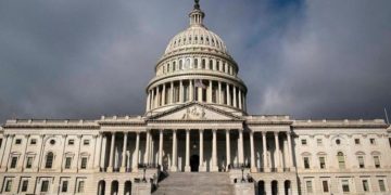 Пора менять правила игры: в США приняли закон о суперсанкциях против России